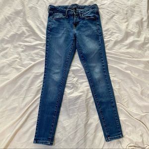 Mossimo mid rise power stretch jegging 2 short